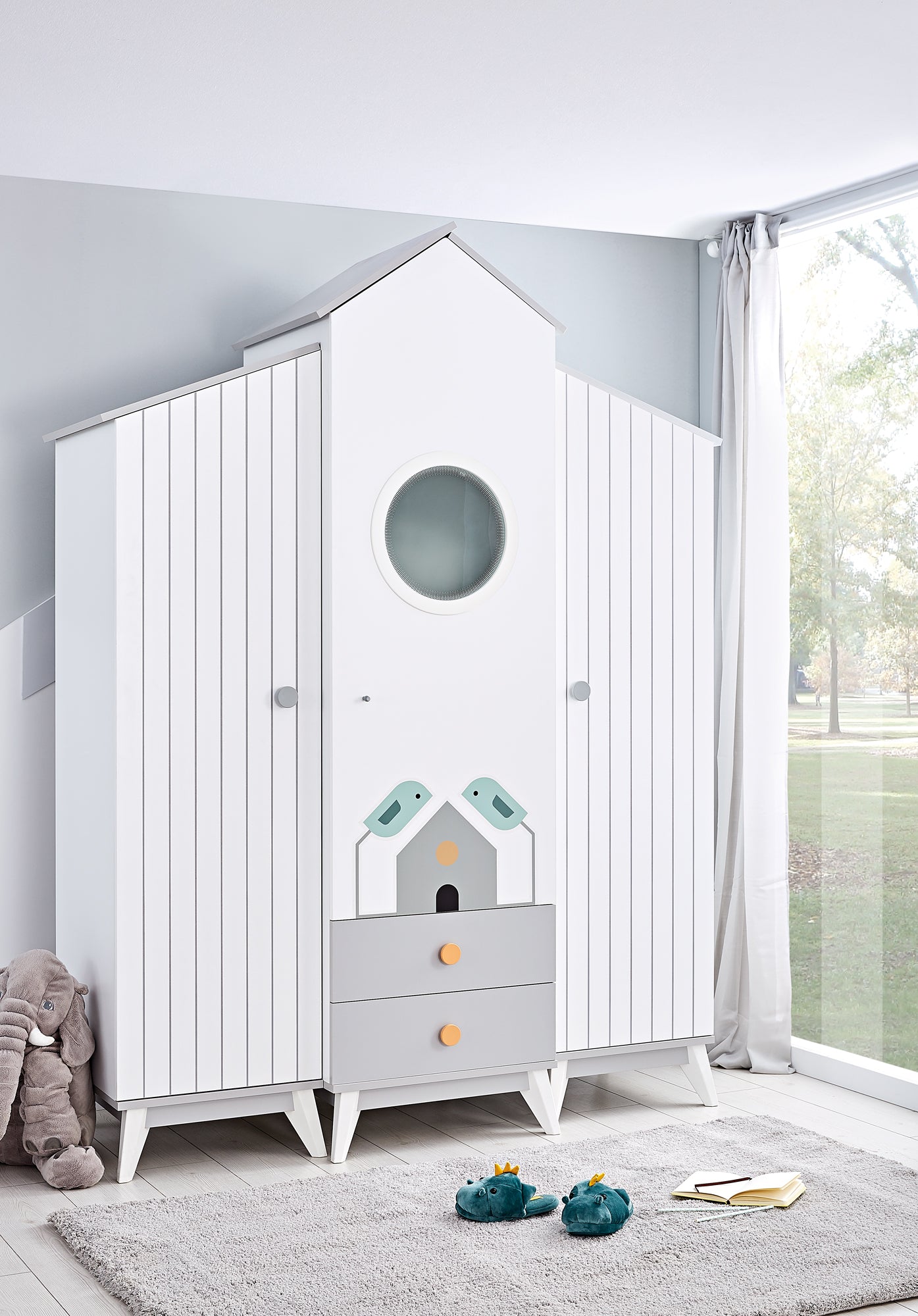 Bird House Dreitüriger Kleiderschrank – Weiß Babyzimmer Möbel mit Häuschen-Design