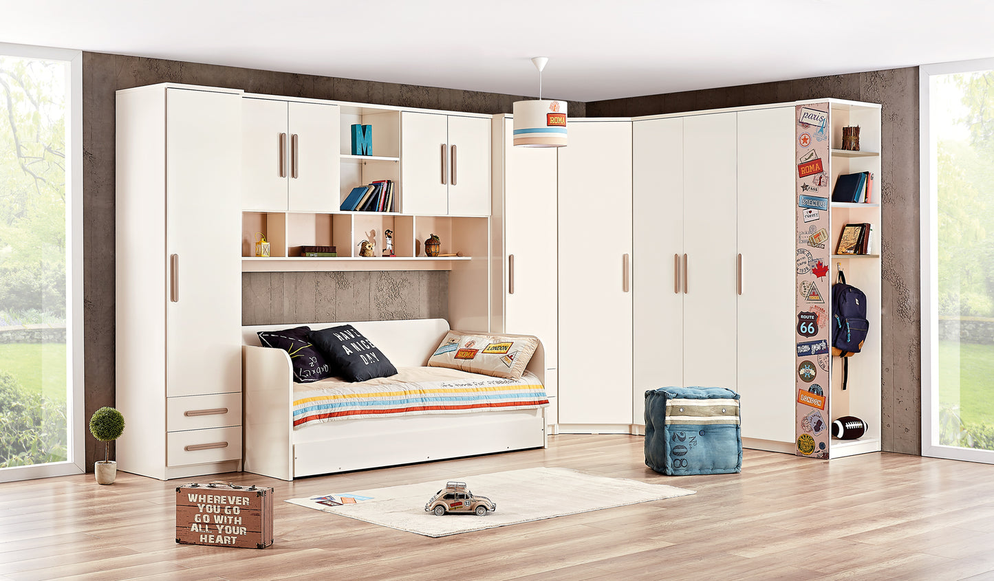 Joyin Dreitürenschrank