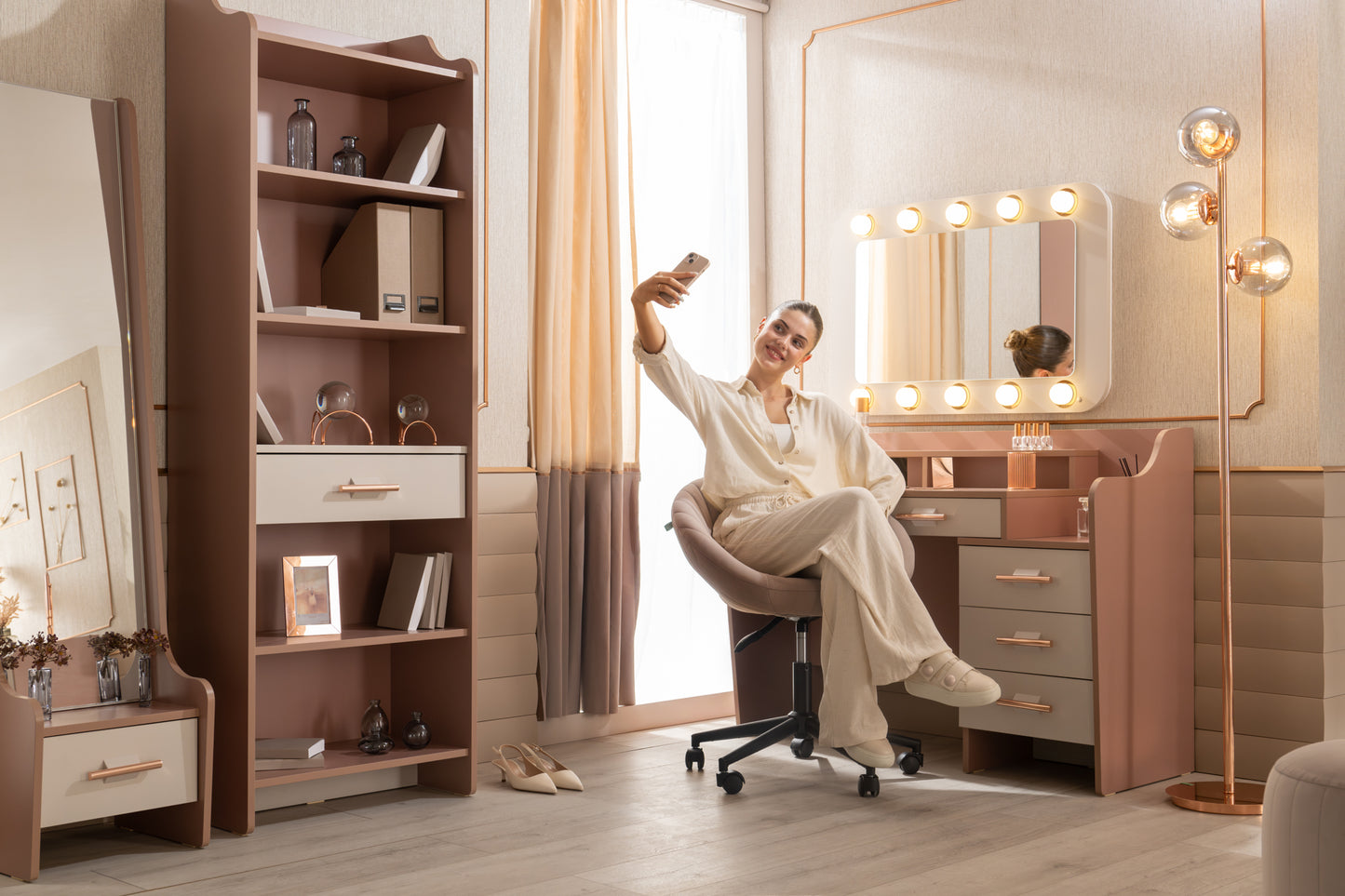 Estella Bücherregal