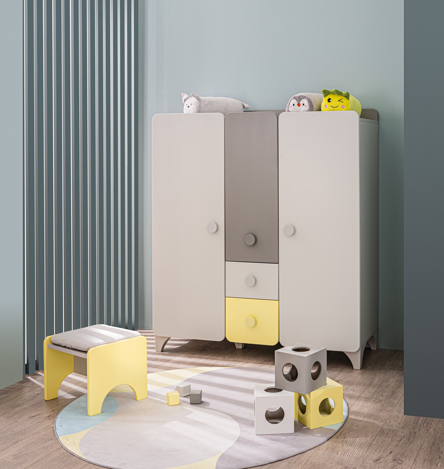 Minia Montessori-Schrank